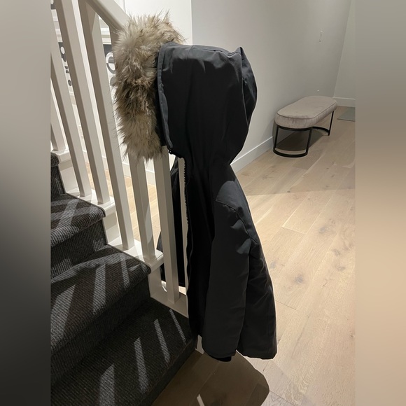 aritzia grey haven parka-SMALL - Picture 2 of 3